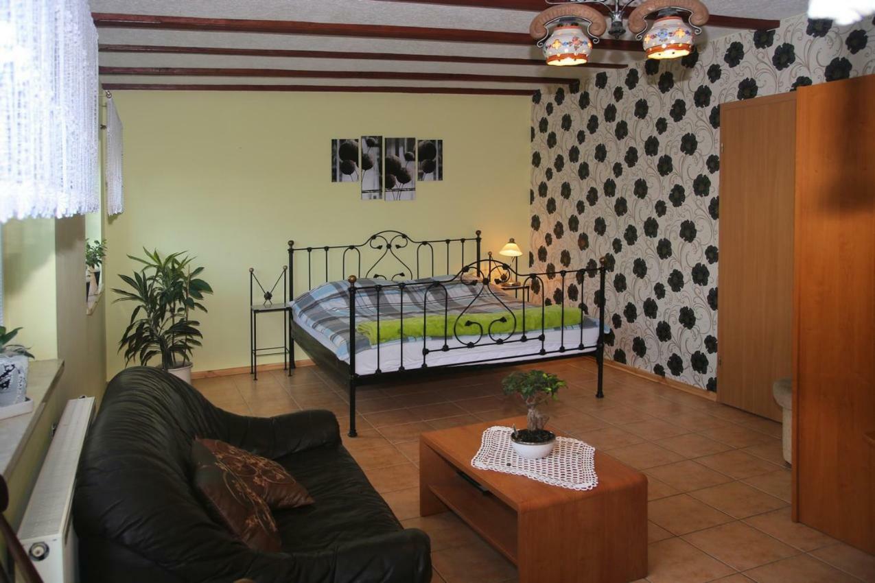 Ranczo Nad Stawem Villa Ryn  Ngoại thất bức ảnh